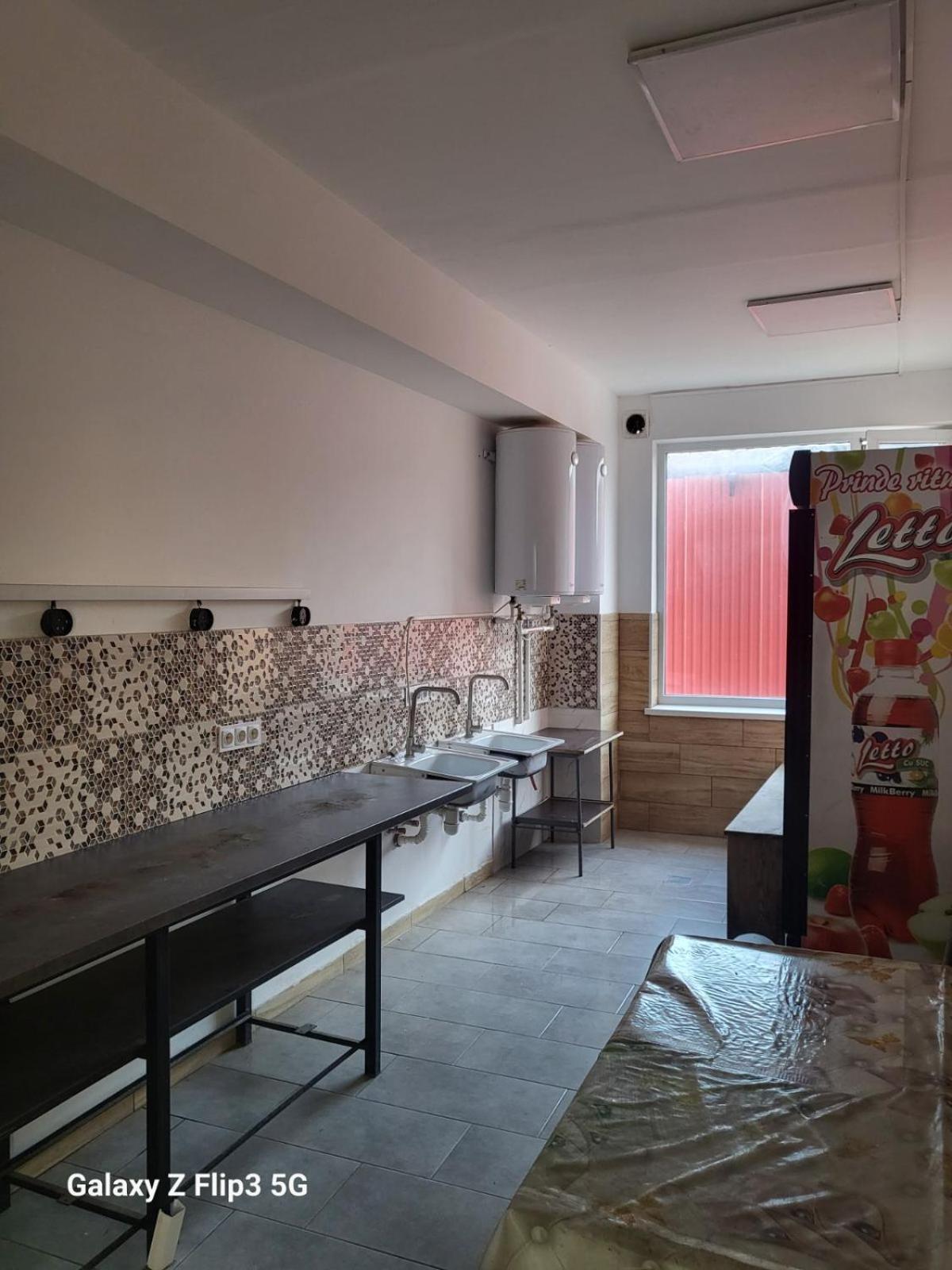 Chip Hotel Chişinǎu Buitenkant foto